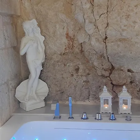 בית נופש Gb Grotta Bianca *