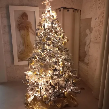 Gb Grotta Bianca بيت للعطل