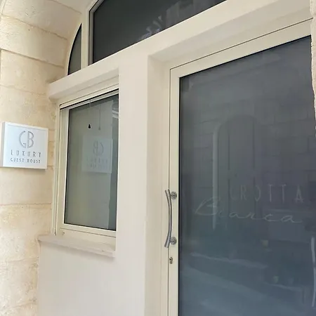 Holiday home Gb Grotta Bianca