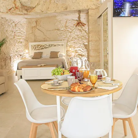 Holiday home Gb Grotta Bianca