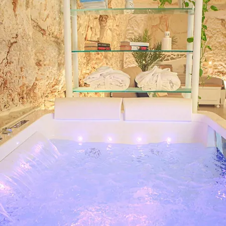 Gb Grotta Bianca بيت للعطل