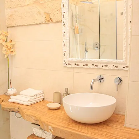 بيت للعطل Gb Grotta Bianca *